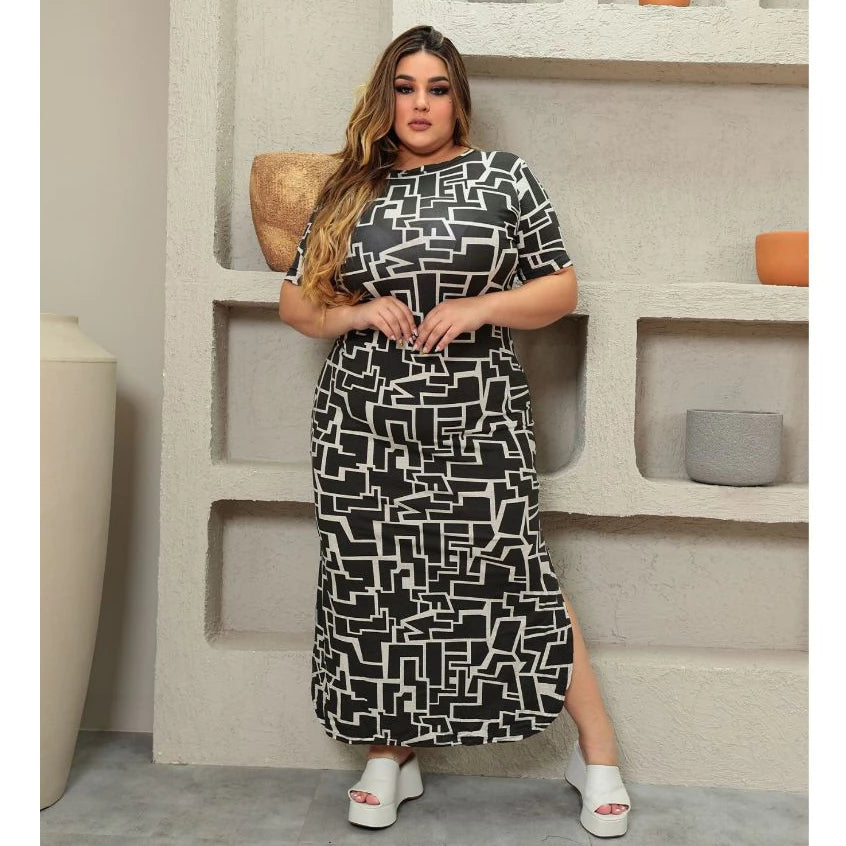 Vestido Longo Curve Curvy Plus Size com Fenda Estampado e Liso