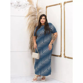 Vestido Longo Curve Curvy Plus Size com Fenda Estampado e Liso